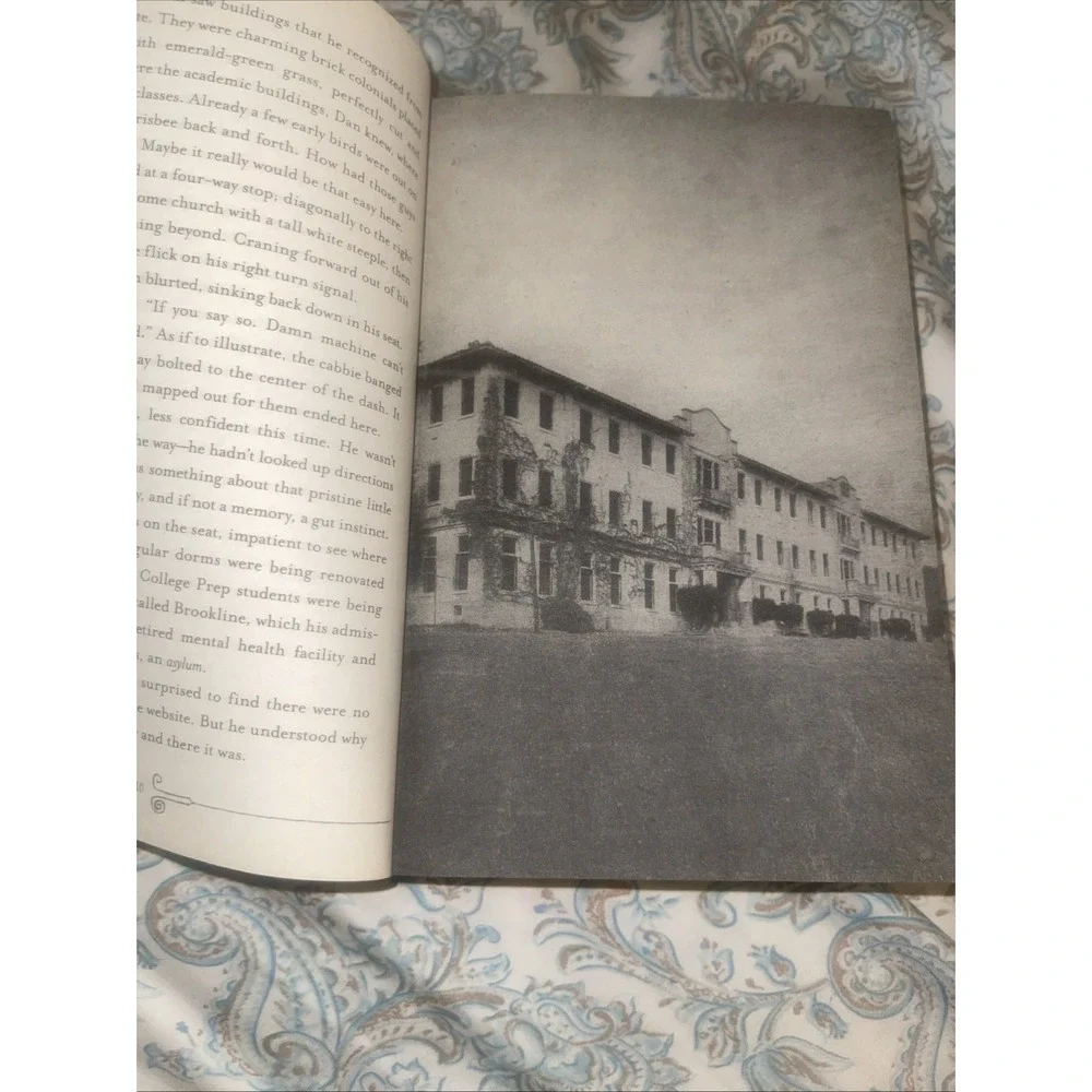 Asylum by‎ Madeleine Roux (2013, Hardcover)
